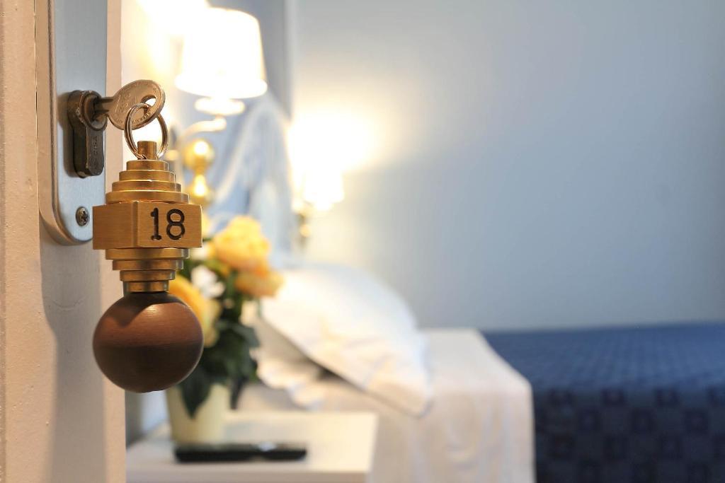 Hotel Ferrucci ฟลอเรนซ์ ภายนอก รูปภาพ
